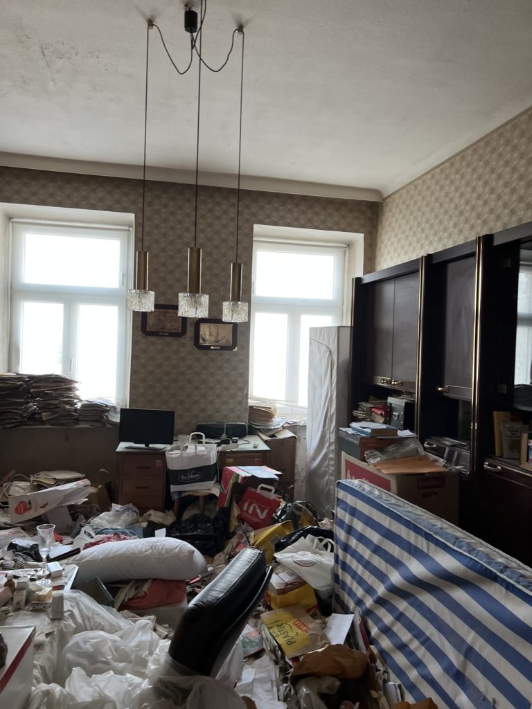 1080 Müll Woohnung